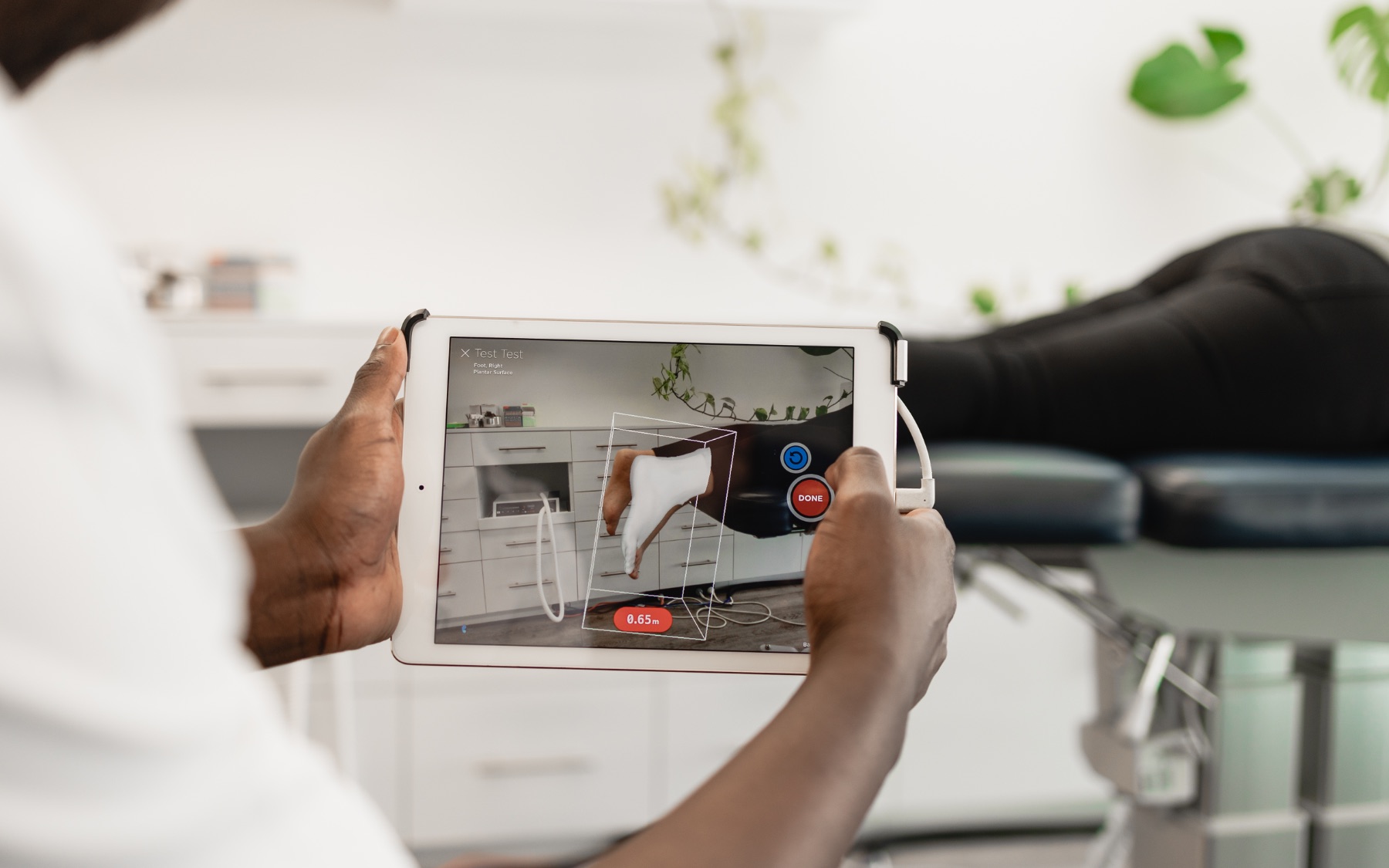 3D foot scanning for custom orthotics at Podhealth, Adelaide
